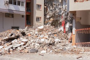 האם שטח הרצפה משפיע על התמורות בפינוי־בינוי? סקירת פסק דין חדש בנושא שוויון תמורות